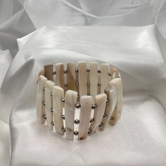 Vintage 90s Mother of Pearl Shell Stretch Bracelet Boho Wide Cuff Jewelry