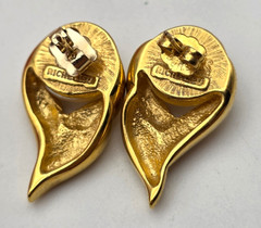 Richelieu Gold Tone White Faux Pearl Leaf Clip On Earrings 1 In Vintage