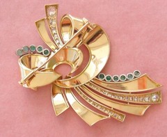 VINTAGE RETRO 2.59ctw MINE DIAMOND .82ctw EMERALD 18K BIG BOW RIBBON BROOCH 1940
