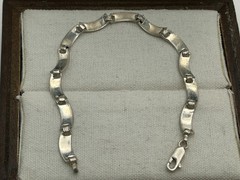 Sterlling Silver Curve Link Bracelet EtchBurst Design