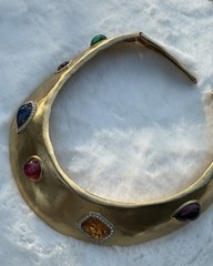 RARE VTG LES BERNARD Gold Tone Faux Gemstone Rhinestones RUNWAY Collar Necklace