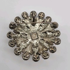 Lovely pink rhinestone brooch pin or pendant fun flirty resort sunburst