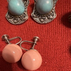 Vintage Jewelry Mixed Lot Earrings Metal Glass Plastic Pearl Multicolor