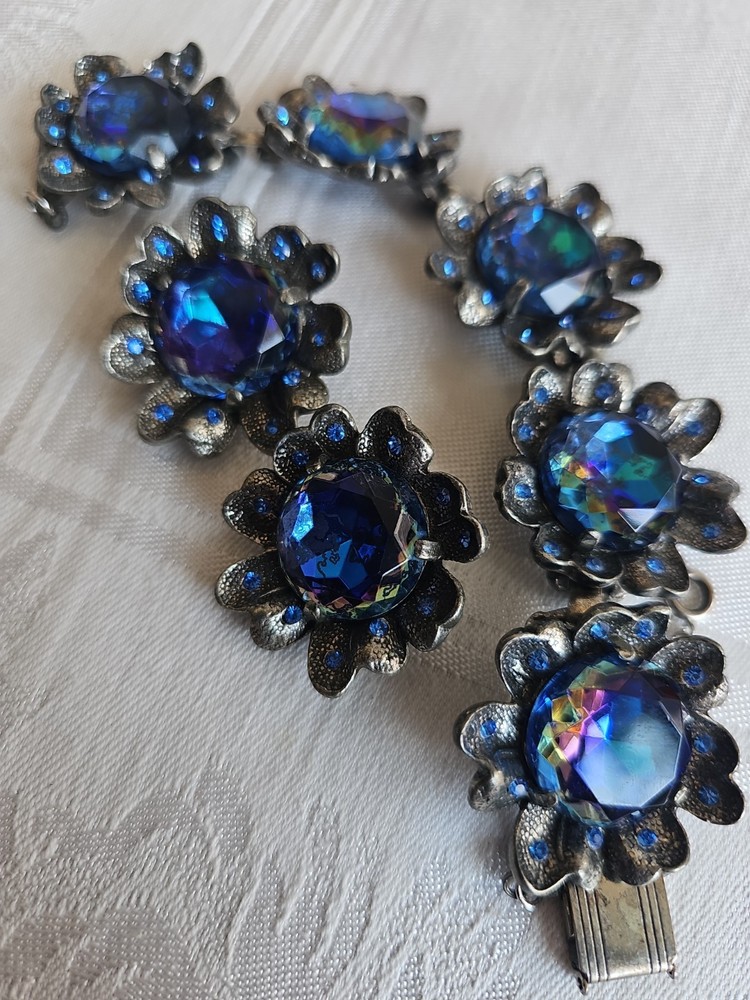 Signed Judy Lee Bracelet & Errings Blue Rhinestones Aurora Borealis Vintage