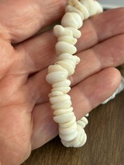 Vintage Puka Shell Necklace 70’s Beach Surfer 16″ Barrel Closure Estate Find