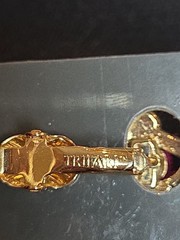 Vintage Trifari Signed Goldtone Faux Pearl Clip On Earrings Made In USA NWT