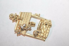 Brooch Pin – Signed AJC – Wishing Well – Angels – Cherubs – Dangle – Gold Tone