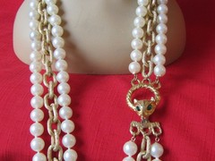 Vtg KJL? Runway Pearl & Gold Chain Necklace Fox Head Clasp Opera Length 48″
