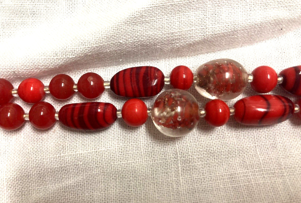 Vintage handmade glass bead necklace red black