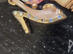 VINTAGE BETSEY JOHNSON PINK CORSET ENAMEL FINISH DANGLING CHARMS FAUX PEARLS…