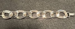 Napier Silver Tone Bracelet Approx 1” Wide Large Graduated Link 7″ Long Vint￼
