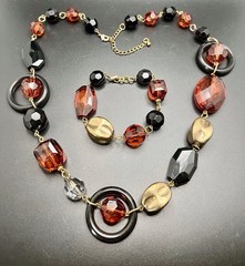 Vtg -Now Estate Gold Tone / Beaded Boho Tribal 5 Pc. Lot 4 Necklaces 1 Bracelet