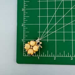 Vintage Earrings Thermoset Clover Flower Gold Tone Clip On Faux Seed Pearl