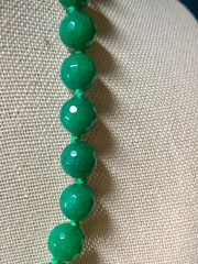 Green Agate Beaded Necklace With Faceted Round Beads & Vintage-Style Clasp