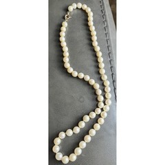 Vintage 14K Yellow Gold Clasp Hand Knotted Cultured Cream Pearl Necklace As Is