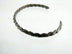 Southwestern Unmarked Sterling Silver Sun Rays Motif Cuff Bracelet 6.75 In 9.3g