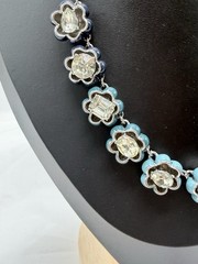 20″ Ann Taylor Factory Flower plastic Stone Statement Necklace