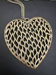 Vintage Textured Gold Tone Openwork Heart Pendant Necklace 1970s Boho Filigree