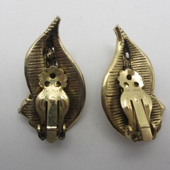 Vtg Climber Earrings Suffragette Colors Rhinestone Textured Gold Tone Clip Ons