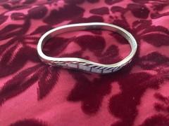Mexican Sterling Silver bangle features a Modern Wavy Design