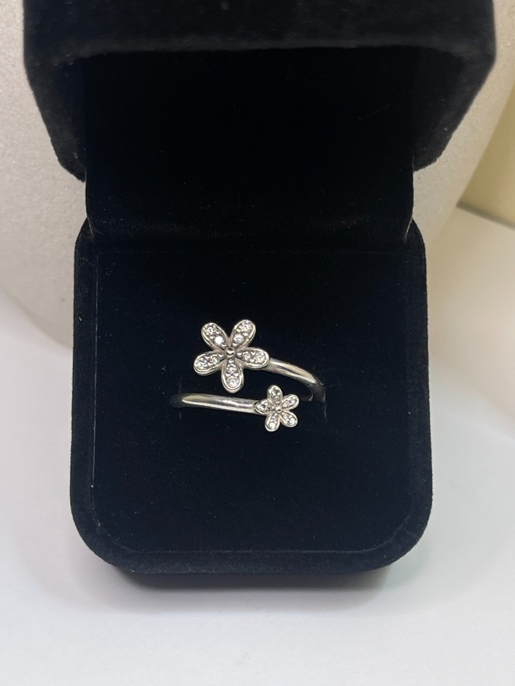 RARE Vintage EE Retired Pandora Dazzling Daisies Open Ring 925 Size 7.5 -Marked