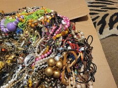 vintage-to Now-BROKEN -REAL JUNK-ALL NOT WEARABLE-GOLD TONE-jewelry Lot- 14 Lb