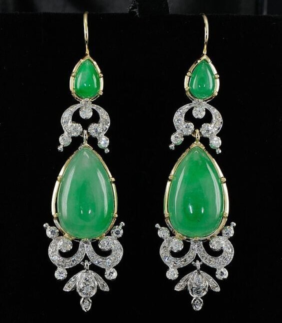 Unique Natural Green Jade 30Ct Pear Cut Dangle Women’s Earring Silver 925