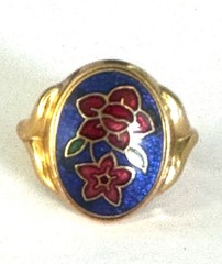 Vintage Avon Cloisonne Flower Gold Tone Ring