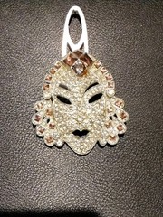 ASIAN PRINCESS FUR PIN PRECIOUS METAL VINTAGE MAZER WALLER CLASP