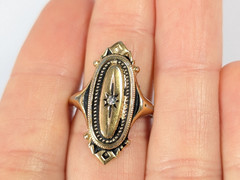 Avon Kensington Gold tone Rhinestone Ring Victorian Revival Size 6 Vtg 1976