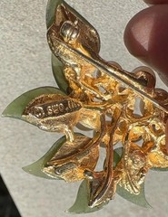 Vintage Swaboda Signed Carved Jade Pearls Gold Leaf Floral Brooch 1960’s