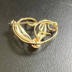 Vintage Freeform Faux Pearl Brooch Open Gold Tone Metal Work Pin