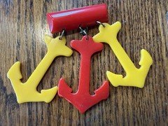 Vintage Bakelite Nautical Bar Pin With 3 Anchors