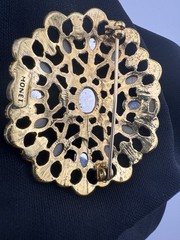 VTG Monet Signed Tigereye Ruby Topaz Gold Crystals Oval Broach Pin Filagree