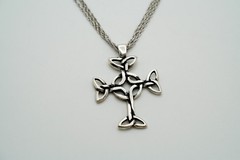 Vintage Sterling Silver Celtic Cross Pendant 4.5cm Necklace 15.5″