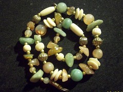 Vintage Chunky Semi Precious Stone, Glass, Plastic & Metal Beaded Necklace 16.5″