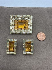 Vintage Tortolani Yellow Rhinestone Baguette Brooch And Clip On Earring Set