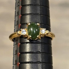 Vintage Avon Ring Oriental Jade oval Gold Tone 1974 Rhinestone Gemstone jewelry