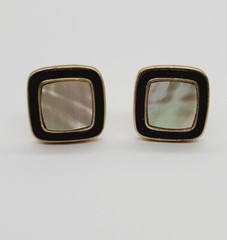 Monet Square Pearlized Gold Tone Clip Earring RARE Vintage .75 in