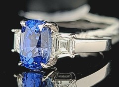 18K White Gold Engagement Ring 5.50CT. Flawless Natural Blue Sapphire Cushion