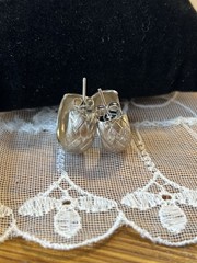 Vintage Gold Tone Textured Basket Weave Hoop Pierced Post Earrings – .75” c1990s