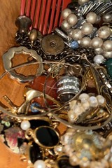 Large Vintage Jewelry Watches Lot So Many Items LQQK