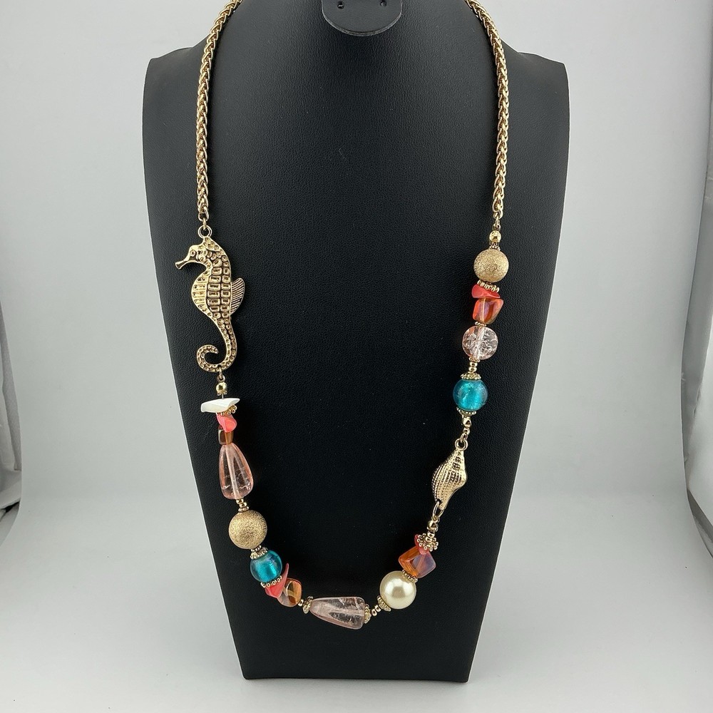 Vtg 1980s Necklace Coastal Style GoldT Seahorse Seashell Mixed Beads 1.5 Oz 22”L