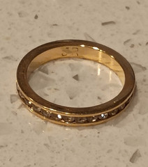 Joan Rivers JR Signed Gold Tone Channel Set Crystal Eternity Band Ring Size 5.75