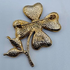 AAi Vintage Floral Brooch 2 inch Purple Gold Toned