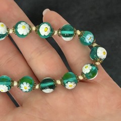 Vintage Teal Sea Blue Green Glass Beaded Floral White Daisy Flower Bracelet 7″