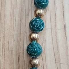 Vintage Green Carved Rose Plastic Bead Necklace Double Strand Gold Tone 56in