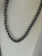 Vintage Hematite Style Gunmetal Gray Glass Pearl Necklace Gold Hook Clasp 1950s
