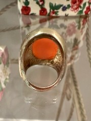Vintage Chunky Gold Tone Oval Coral Cameo Cocktail Ring Size 5.5
