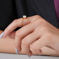 1.00Ct Round Cut Lab Created Diamond 14K Yellow Gold FN Engagement Wedding Ring